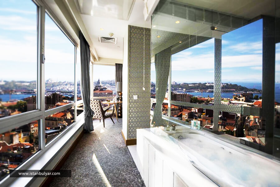 نما بالکن هتل مارمارا پرا استانبول